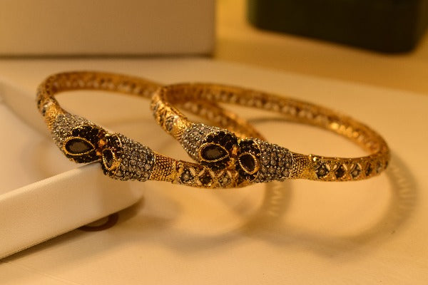 Elegant Design Gold Plated Bangles Set for Girls/Women