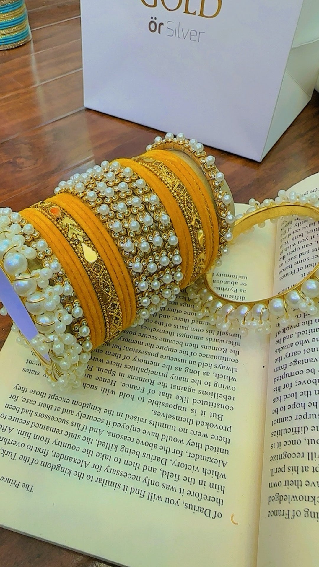 Elegant Pack Of 22 Bangles Set for Girls/Women