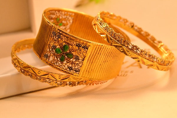 Elegant Unique Gold Plated Bangles Set for Girls/Women