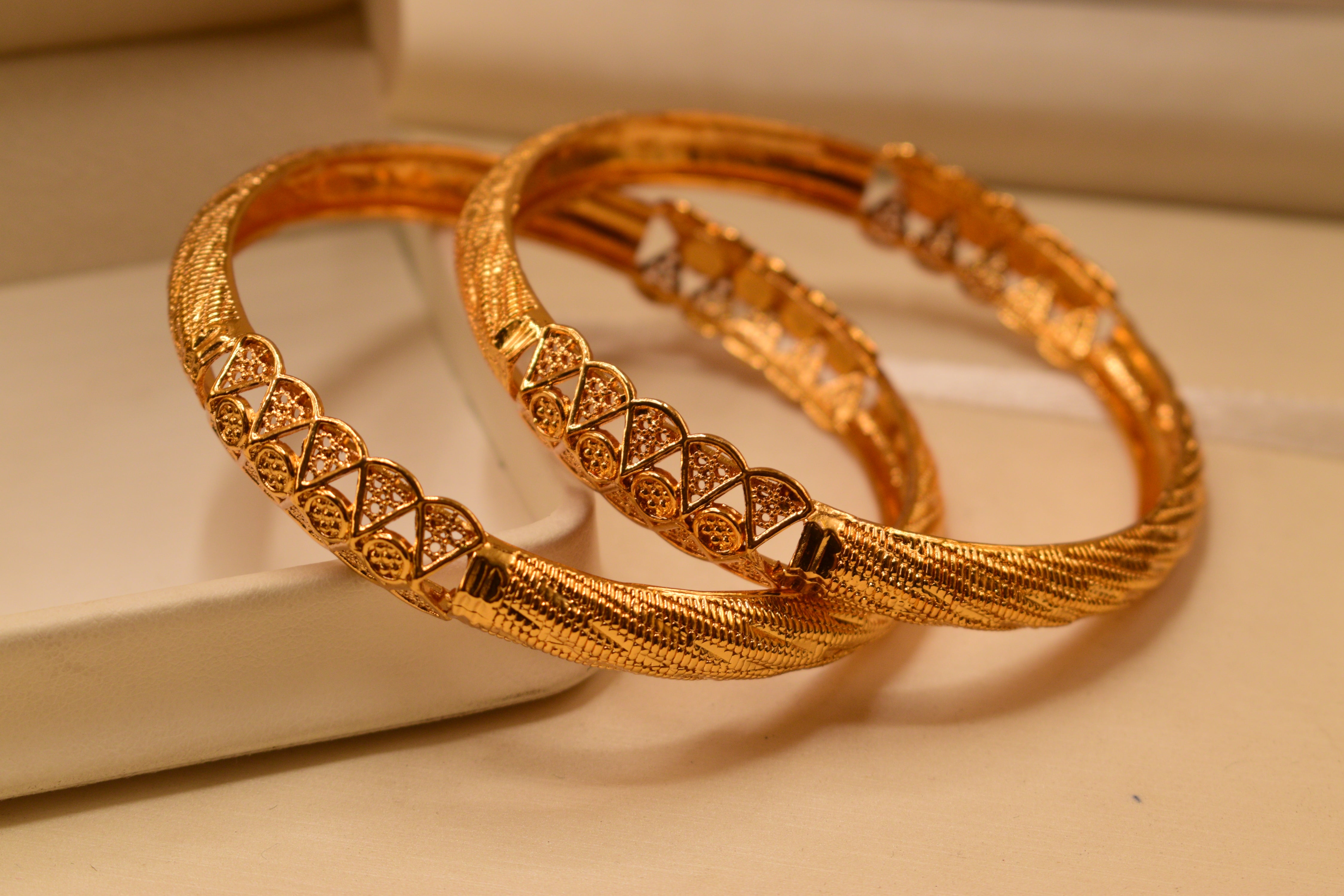 24K Gold Plated Elegant Beautiful Fancy Design 2pc Bangle Set for Girls/Women