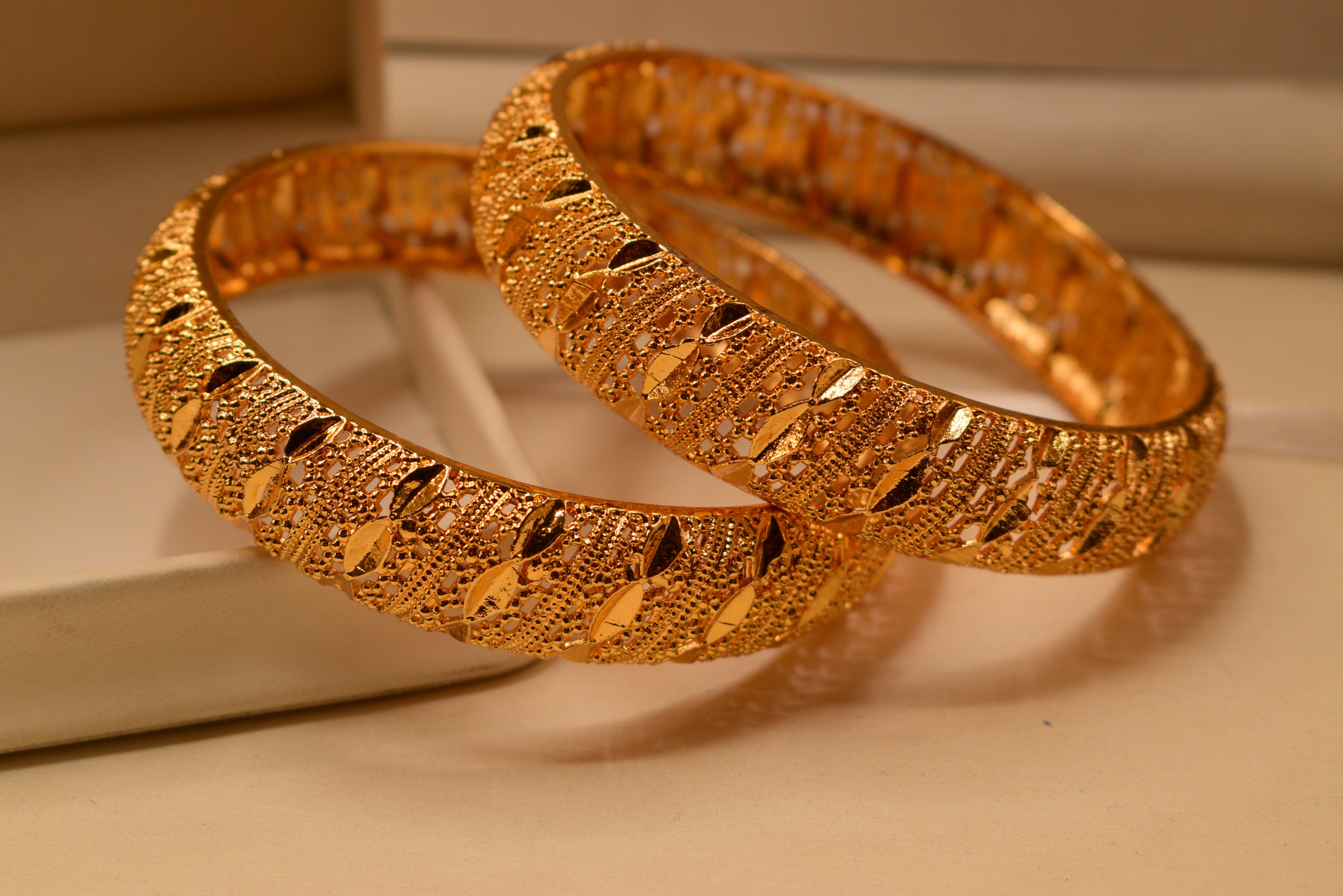 24K Gold Plated Glamorous Fancy Design 2pc Bangle Set for Girls/Women