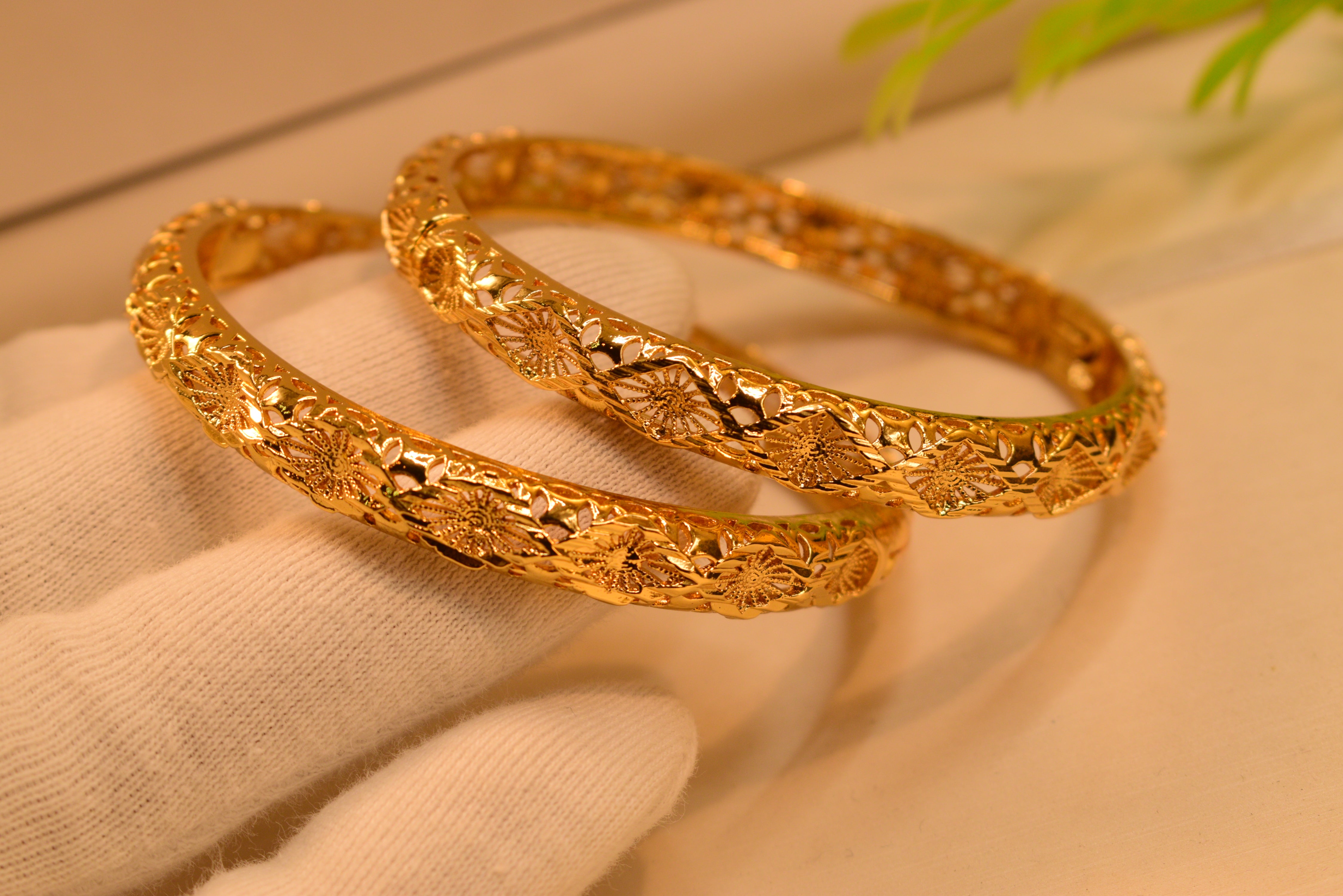 Fancy Beautiful 24K Gold Plated Bangles Set for Girls/Women