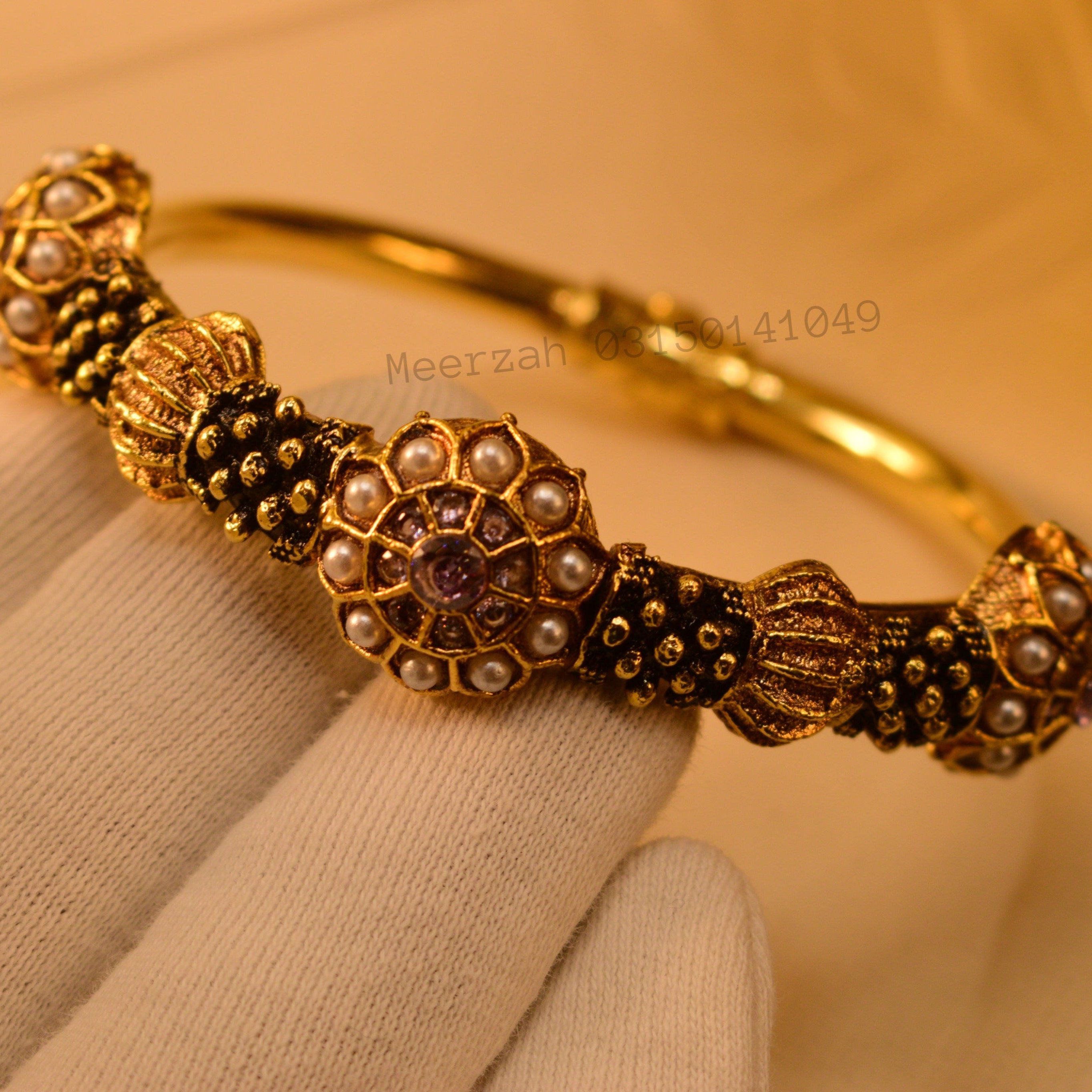 Glamorous Design Real Stones Gold Plated Bangle for Girls/Women