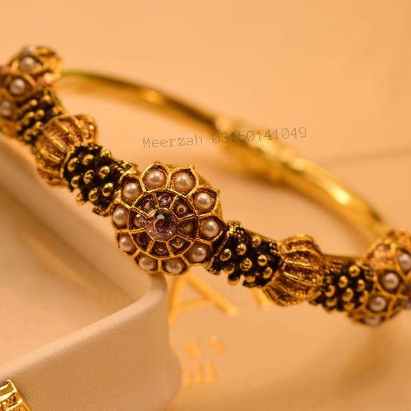 Glamorous Design Real Stones Gold Plated Bangle for Girls/Women