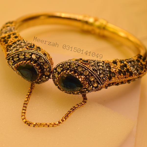 Gorgeous Unique Design Real Stones Gold Plated Bangle for Girls/Women