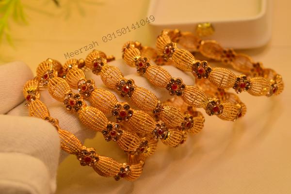 Gorgeous Flower Design 6pc Gold Plated Bangles Set for Girls/Women
