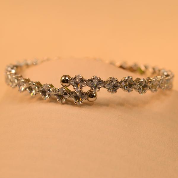 Beautiful Stylish Crystal Stones Silver Bangle for Girls/Women