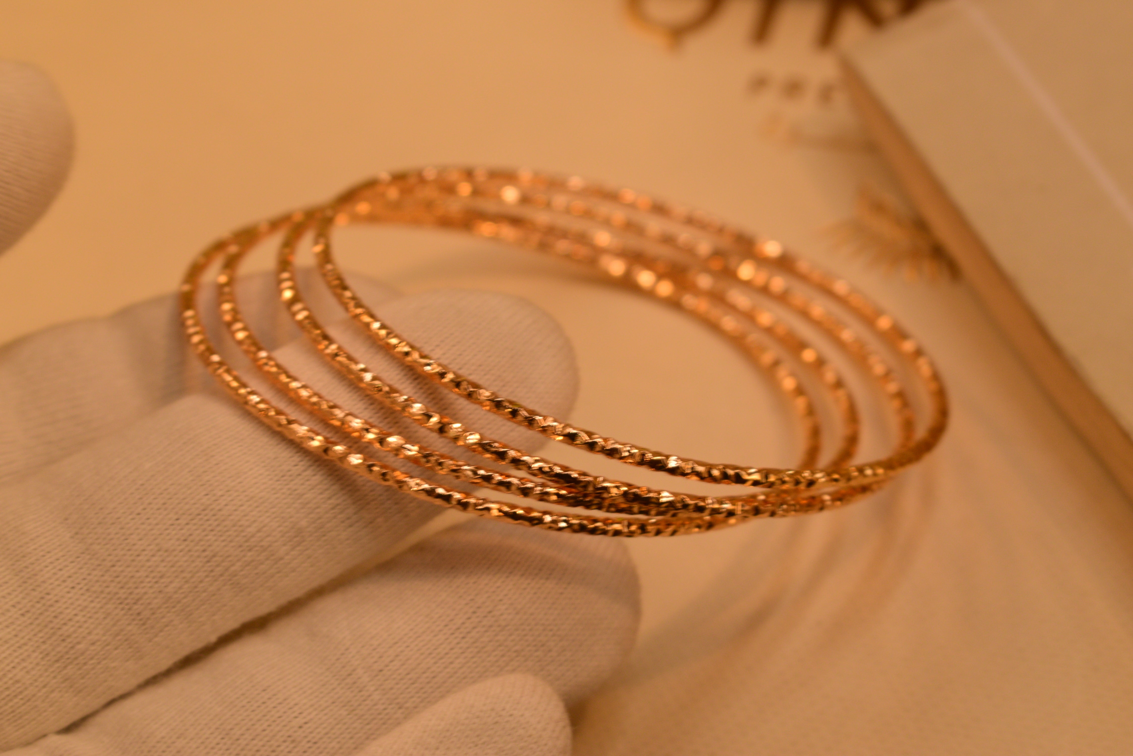 Stylish Beautiful Design Gold Plated 4pc Bangles Set for Girls/Women