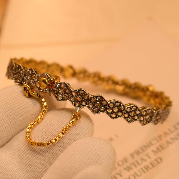 Elegant Unique Design Gold Plated Real Stones Bangle for Girls/Women