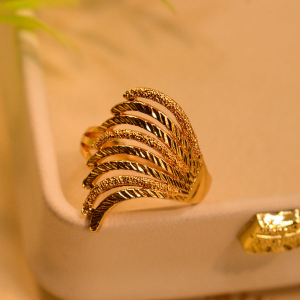 Beautiful Unique Design Gold Plated Ring For Girls/Women