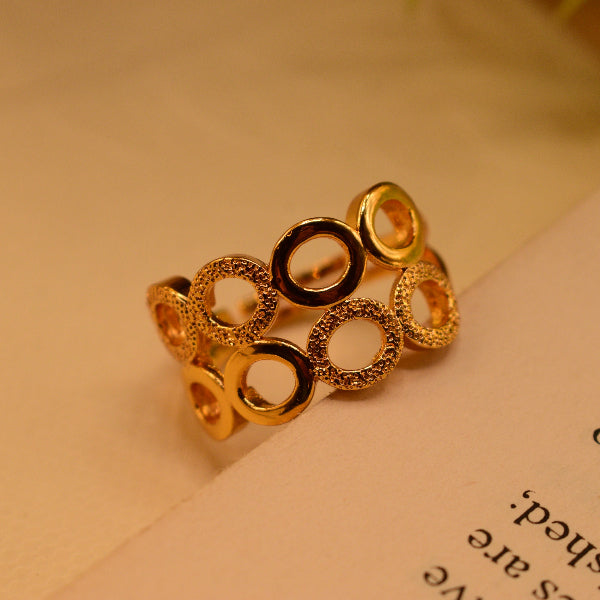 Elegant Unique Design Gold Plated Ring For Girls/Women