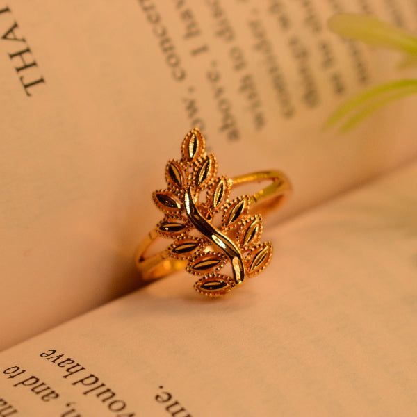 Glamorous Unique Design Gold Plated Ring For Girls/Women