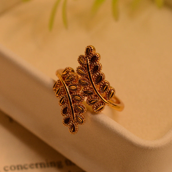 Luminous Unique Design Gold Plated Ring For Girls/Women