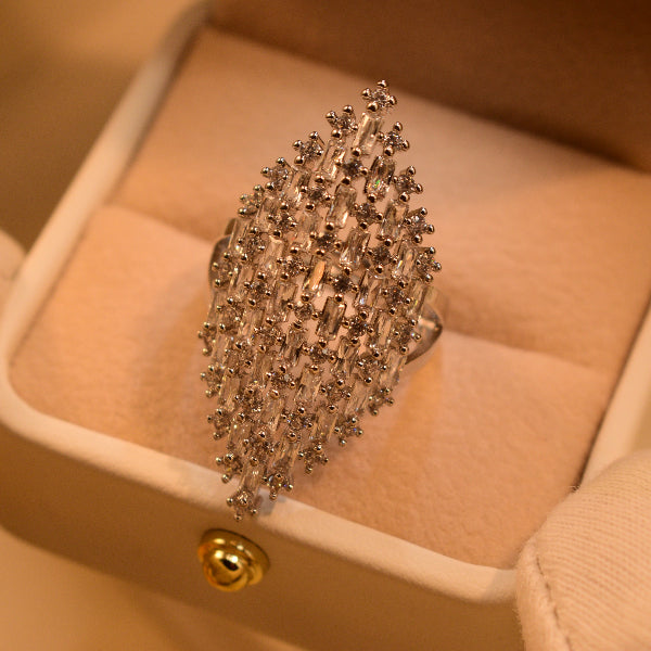 Charming Unique Design Crystal Stones Ring For Girls/Women