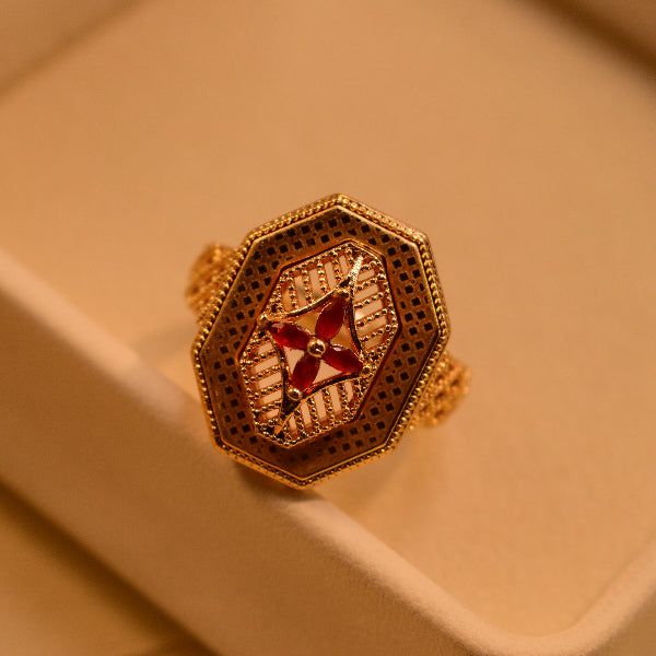 Dazzling Unique Design Gold Plated Crystal Stones Ring For Girls/Women