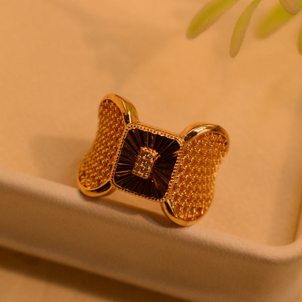 Glamorous Unique Design Gold Plated Crystal Stones Ring For Girls/Women