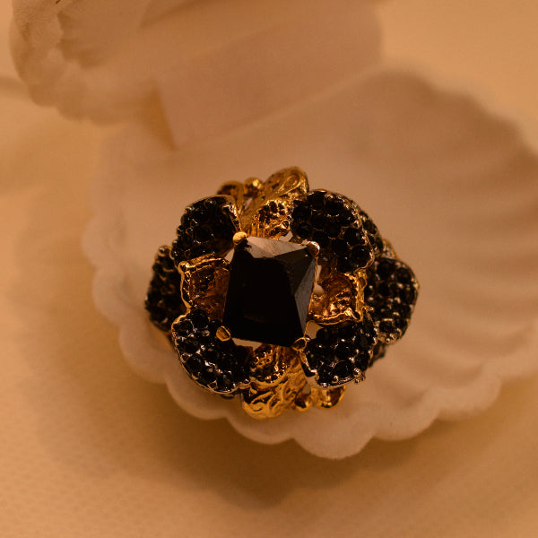 Fancy Unique Design Gold Plated Crystal Stones Ring For Girls/Women