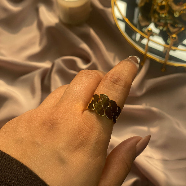 Dazzling Unique Design Gold Plated Ring For Girls/Women