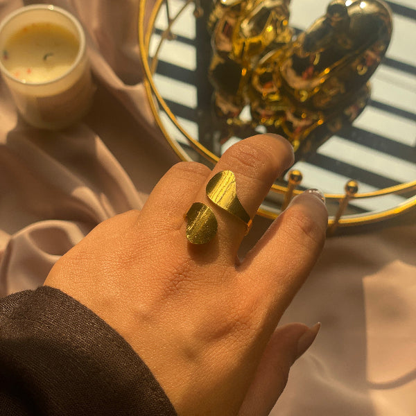 Beautiful Unique Design Gold Plated Ring For Girls/Women