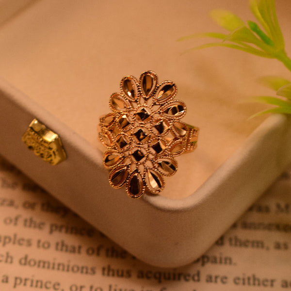 Gorgeous Unique Design Gold Plated Ring For Girls/Women