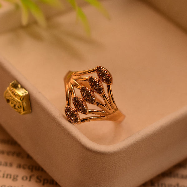 Sparkling Unique Design Gold Plated Ring For Girls/Women