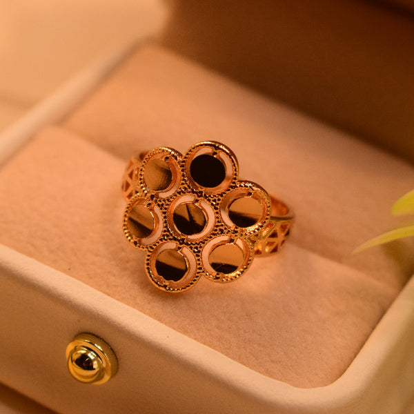 Dazzling Unique Design Gold Plated Ring For Girls/Women