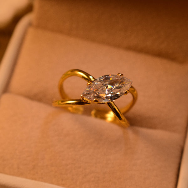 Luxury Design Gold Plated Crystal Stone Ring For Girls/Women