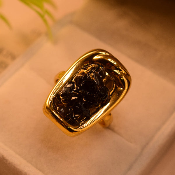 Gorgeous Design Gold Plated Crystal Stones Ring For Girls/Women
