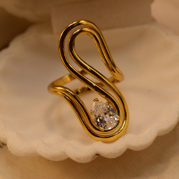 Sparkling Unique Design Gold Plated Crystal Stone Ring For Girls/Women