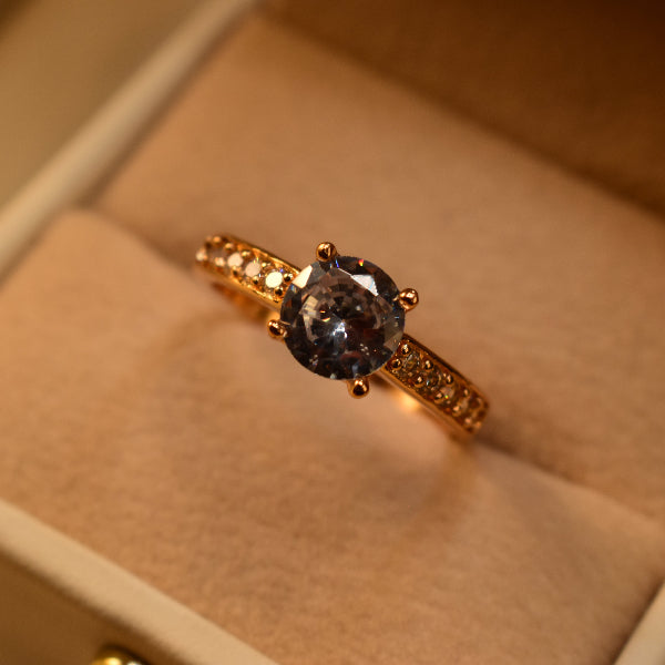 Stylish Design Gold Plated Crystal Stones Ring For Girls/Women