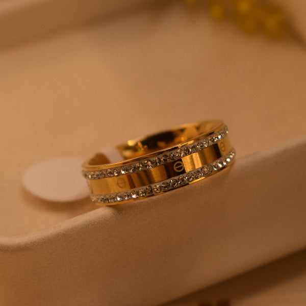 Elegant Design Gold Plated Crystal Stones Ring For Girls/Women