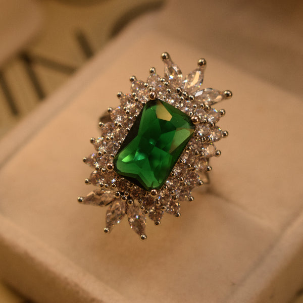 Stylish Design Silver Plated Crystal Stones Ring For Girls/Women