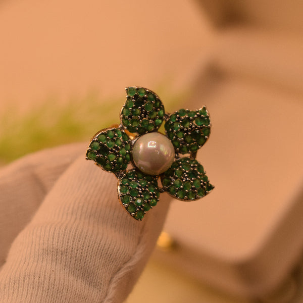 Charming Unique Design Gold Plated Crystal Stones Ring For Girls/Women