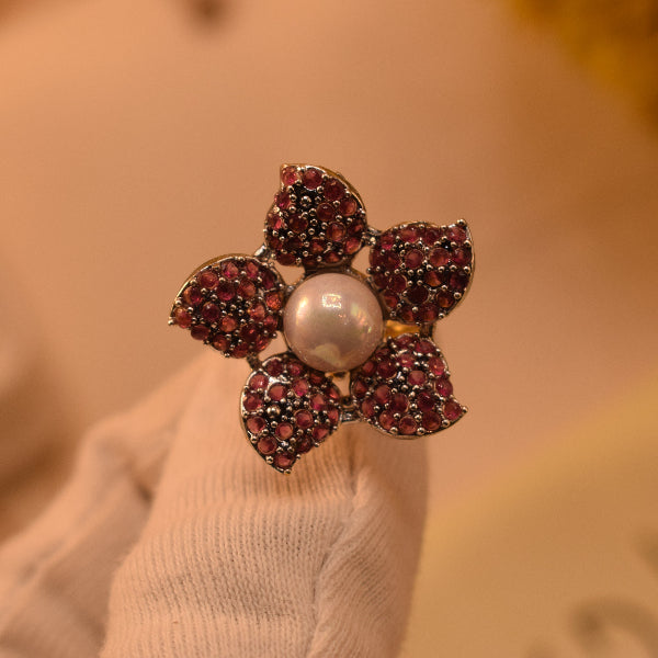 Charming Unique Design Gold Plated Crystal Stones Ring For Girls/Women