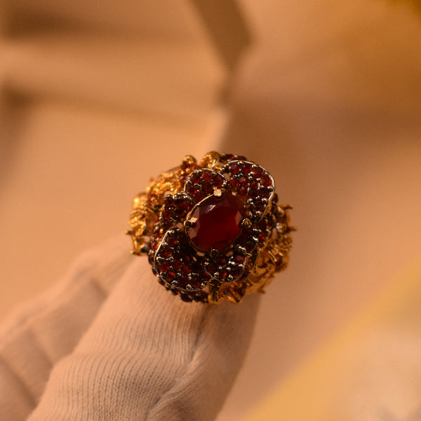 Gorgeous Unique Design Gold Plated Crystal Stones Ring For Girls/Women