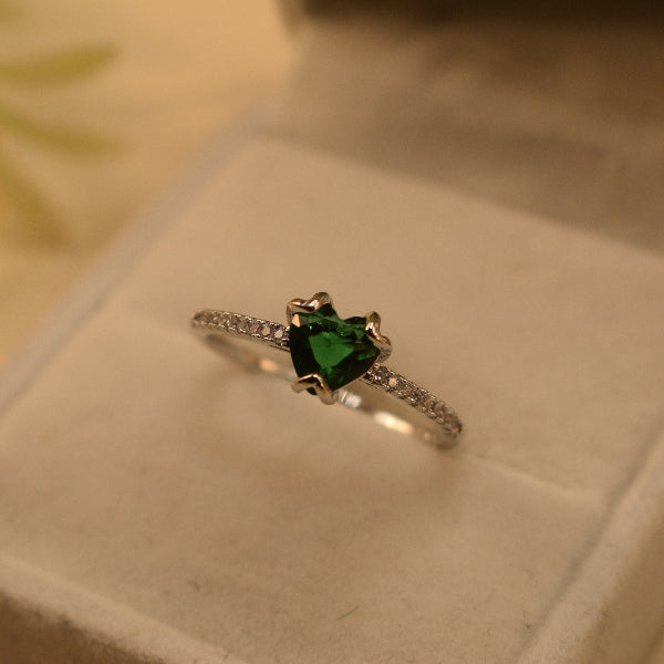 Luminous Heart Design Silver Plated Crystal Stones Ring For Girls/Women
