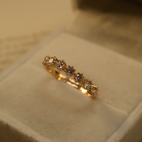 Fancy Unique Design Crystal Stones Ring For Girls/Women