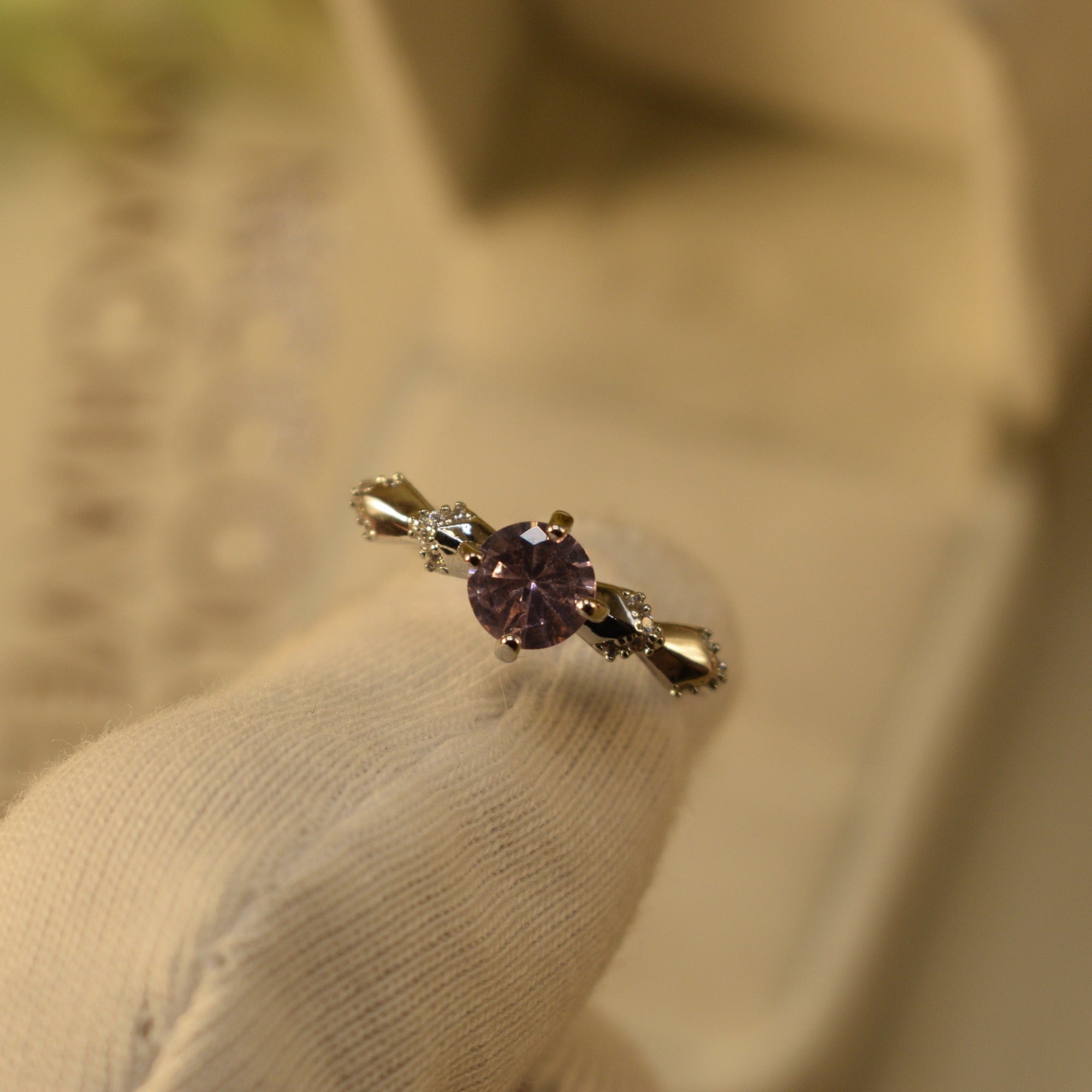 Dazzling Design Silver Plated Crystal Stones Ring For Girls/Women