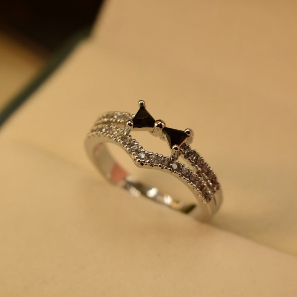 Stylish Design Crystal Stone Gold Plated Ring for Girls/Women