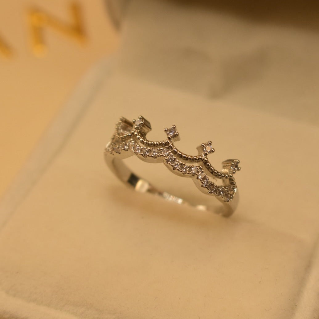 Fancy Crown Design Silver Adjustable Ring for Girls/Women