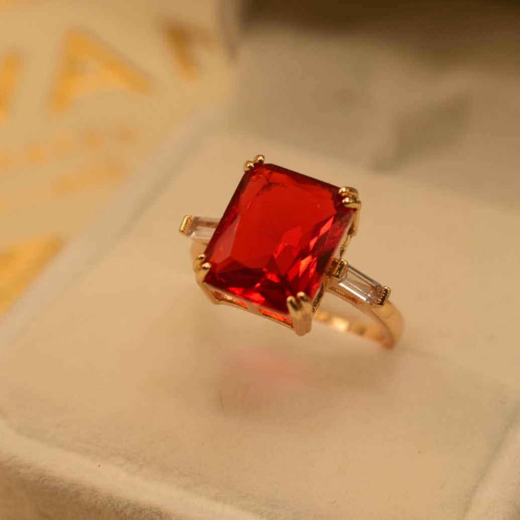 Elegant Design Golden Green/Red/Pink Stone Ring for Girls/Women