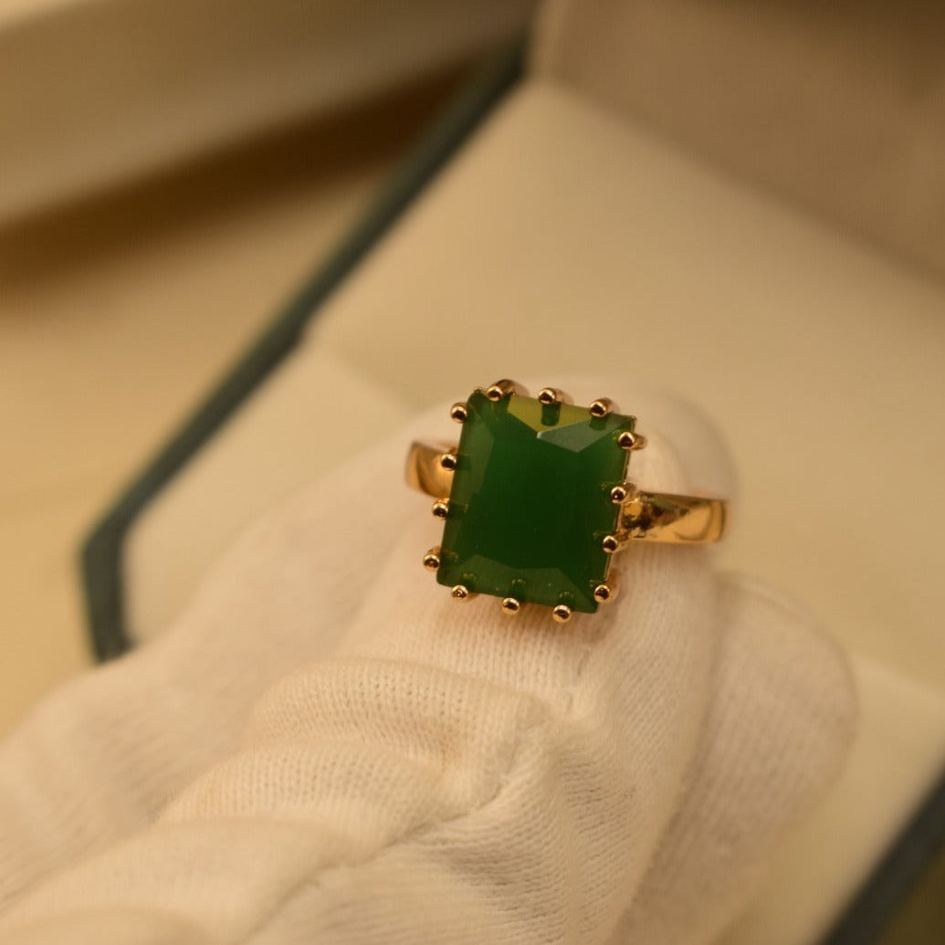 Unique Design Golden Red/Black/Green/Royal Blue Stone Ring for Girls/Women