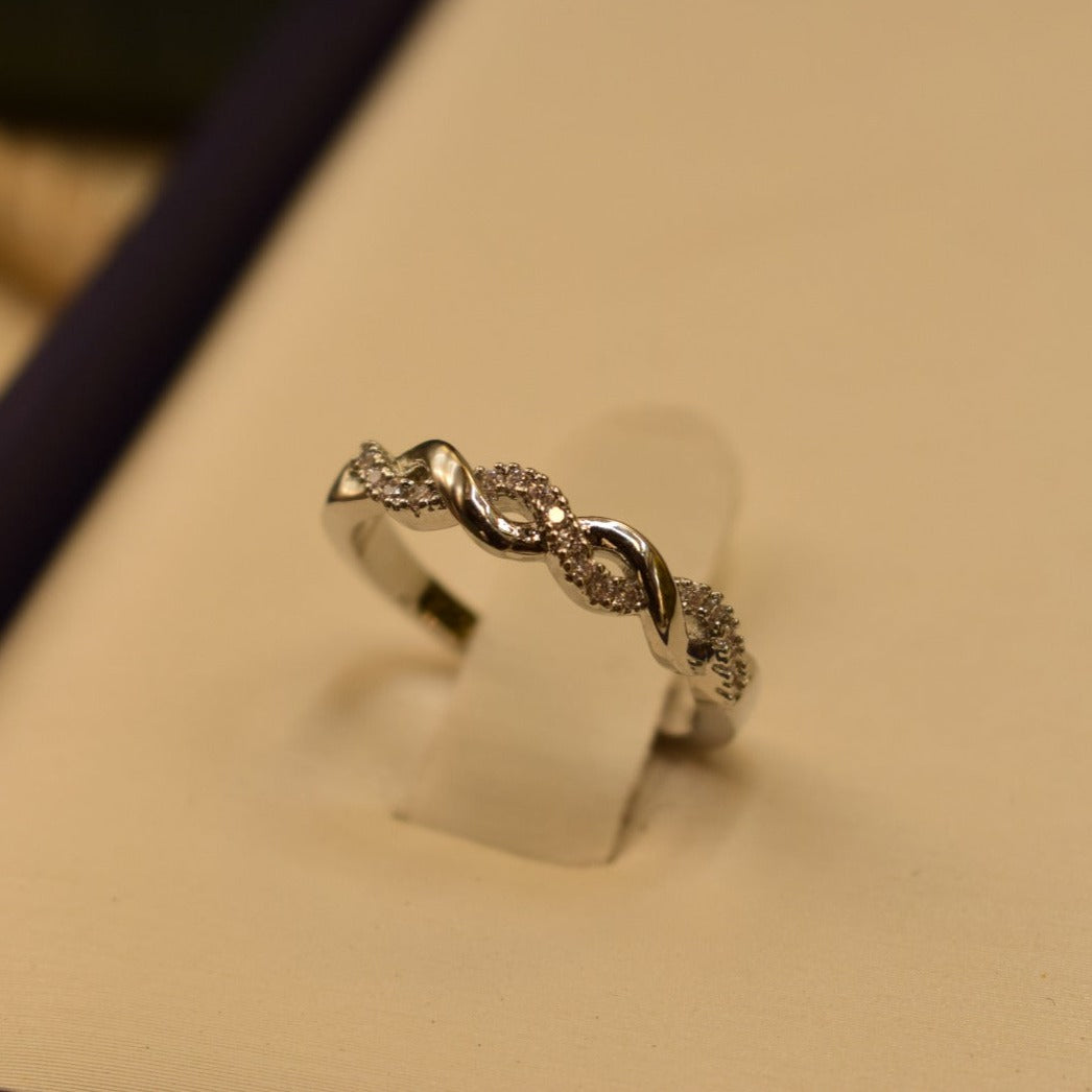 Elegant Design Golden/Silver Stone Gold Plated Ring for Girls/Women