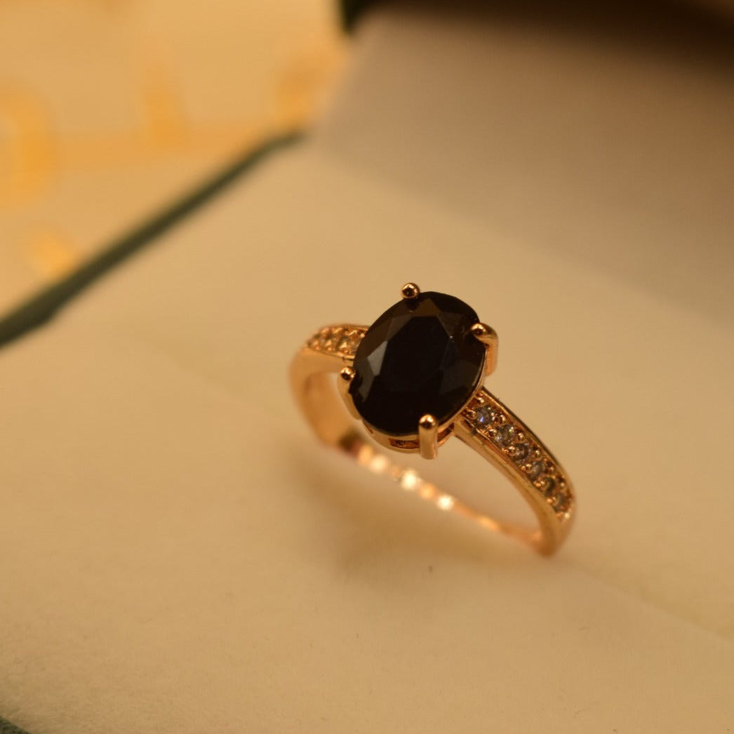 Elegant Design Real Maroon/Black Stone Gold Plated Ring for Girls/Women
