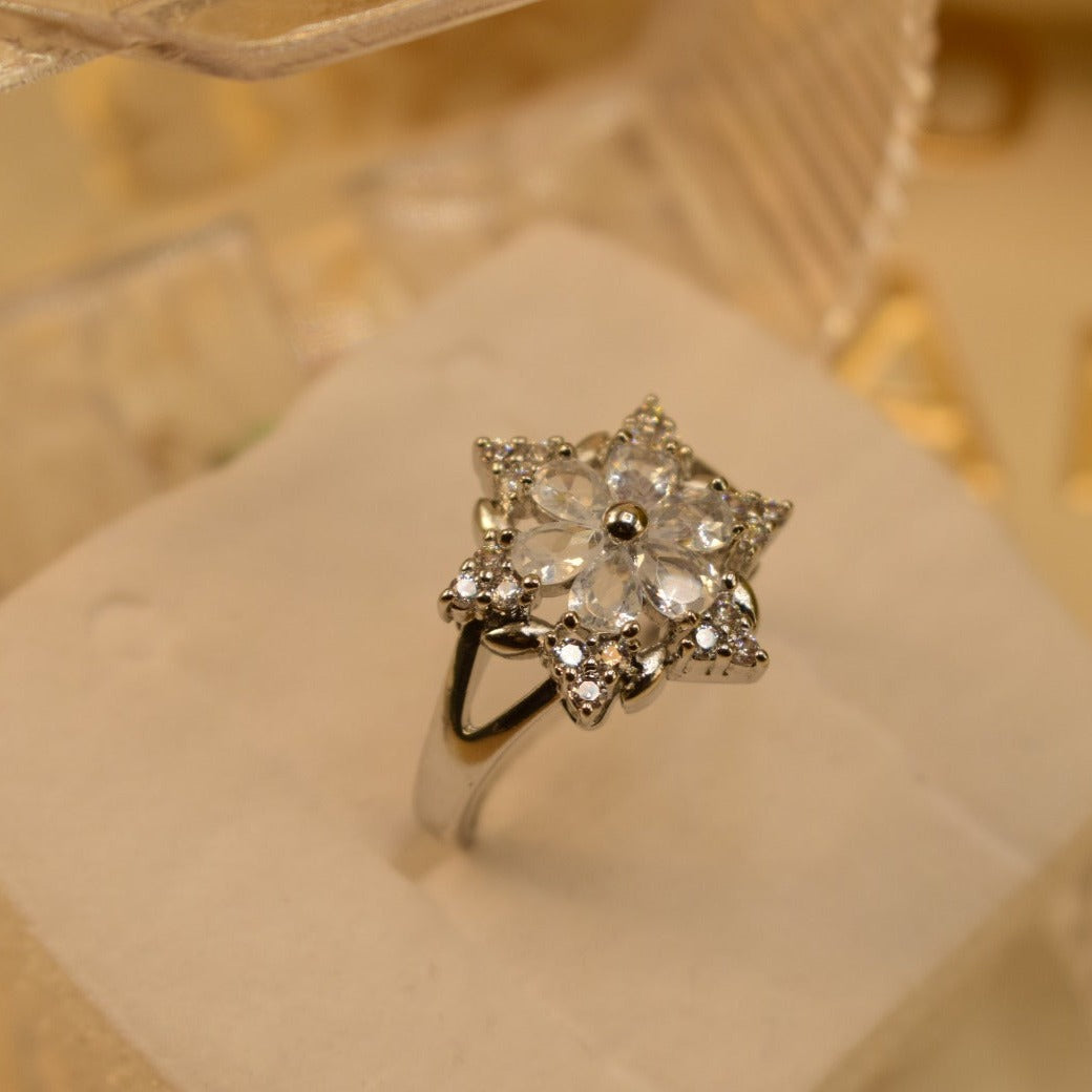 Elegant Design Real Stone Silver Ring for Girls/Women