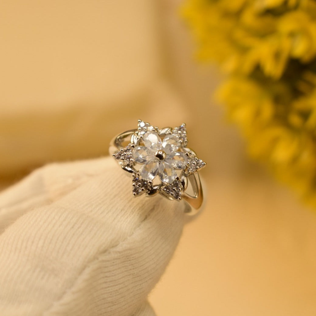 Elegant Design Real Stone Silver Ring for Girls/Women