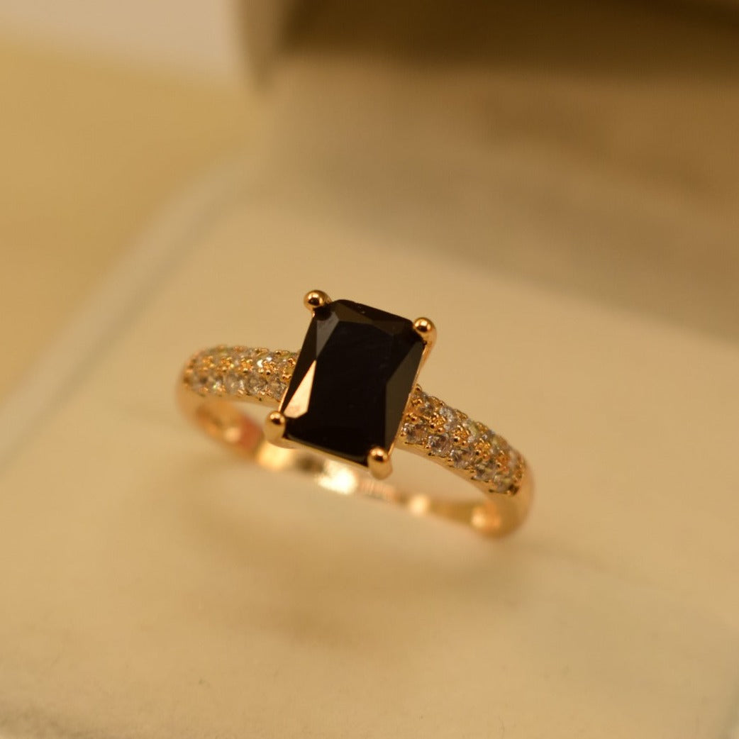 Elegant Design Real Stone Gold Plated Ring for Girls/Women