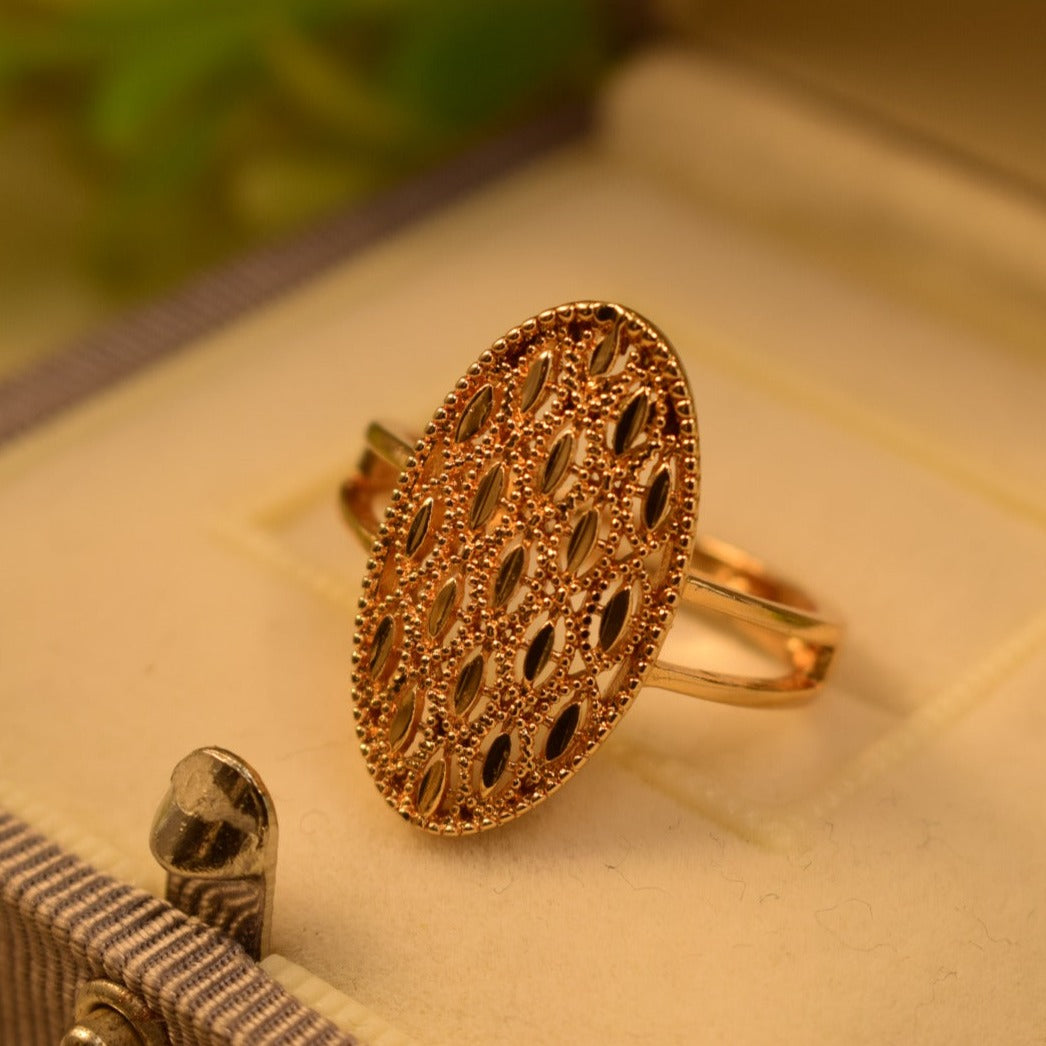 Elegant Design Gold Plated Ring for Girls/Women