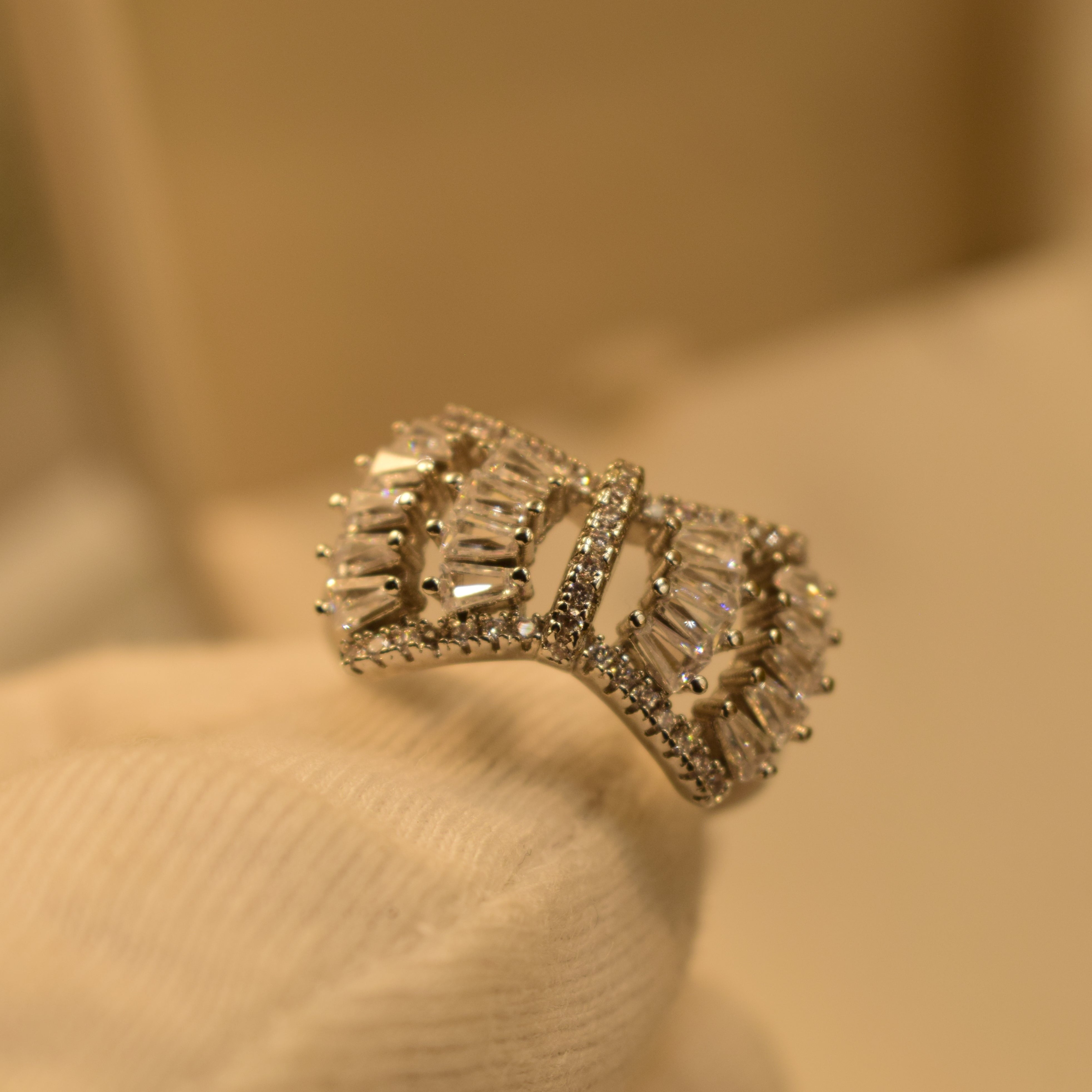 Elegant Design Gold Plated Ring for Girls/Women