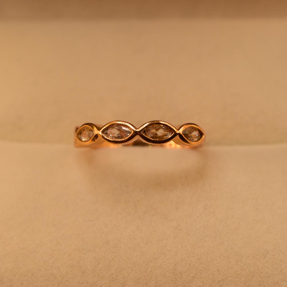 Luminous Design Gold Plated Crystal Stones Ring for Girls/Women